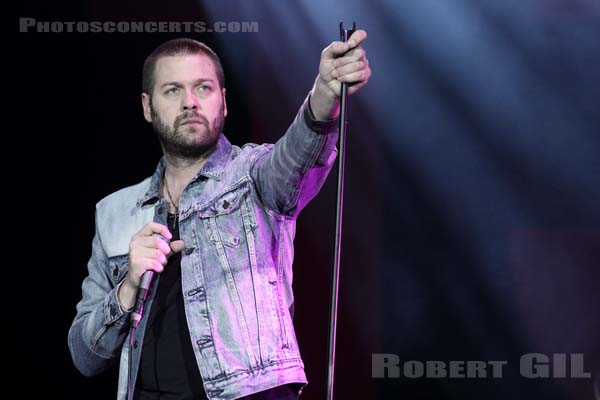 KASABIAN - 2015-08-28 - SAINT CLOUD - Domaine National - Grande Scene - 